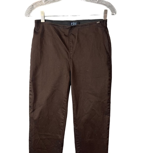 French Dressing Jeans FDJ Brown Slim Pull On Pants Size 2 - Picture 3 of 7